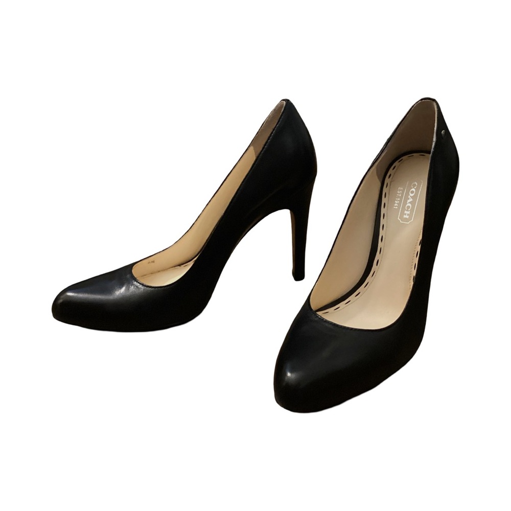 Coach Elegant Black Pumps 6 B